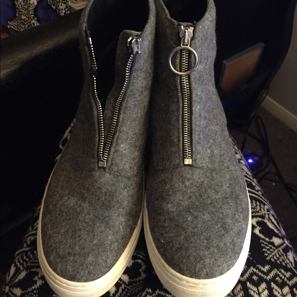 Celine Shoes - Celine Gray Wool Skate Sneakers 41 11 - Damaged